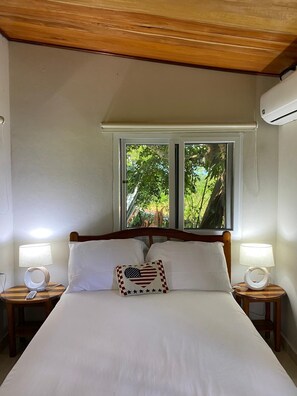 經典客房, 露台, 庭園 | 1 間臥室、隔音、免費無線上網、床單