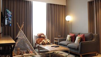 Studio 41 | Living area | LCD TV