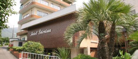 Fachada de la propiedad