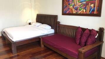 In-room safe, desk, iron/ironing board, free WiFi