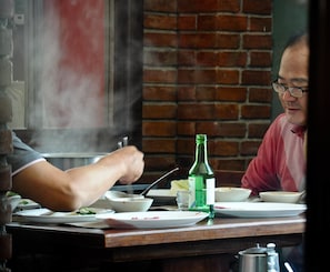 Breakfast, lunch and dinner served - Mango Valley Hotel 1 (Olongapo)