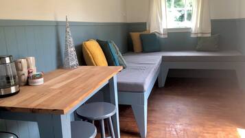 Shepherds Hut | Living room