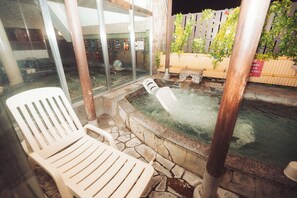 室内 SPA 浴缸
