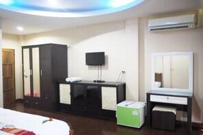 Standard Double Room | Room amenity