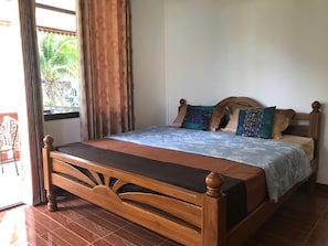 Free WiFi, bed sheets - Nantawan House (Ko Lanta)