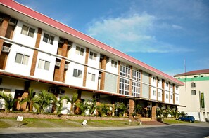Exterior - Mango Valley Hotel 3 (Olongapo)