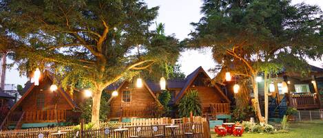 20-inch TV with cable channels