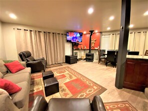 Smart TV, fireplace, DVD player, music library