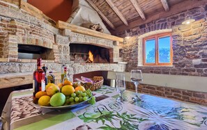 تناول الطعام