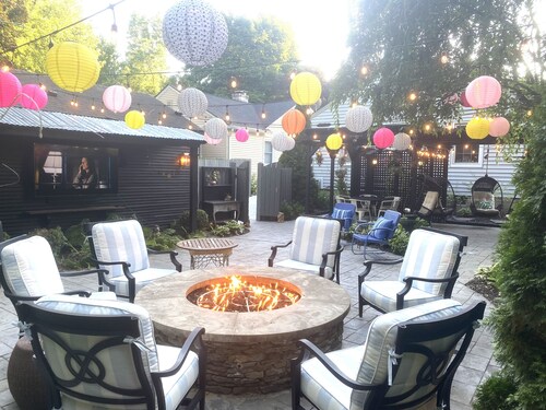 The Sanctuary on Primrose- A beautiful award winning Bungalow in Broad Ripple!