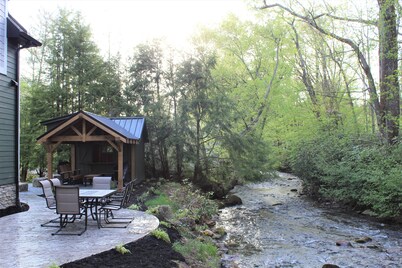 After A Cancellation A Week Leading Up To Labor Day Is Now Available! 