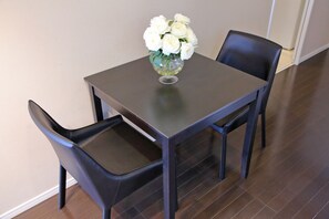 Basic Double Room | Laptop workspace, blackout drapes, free WiFi, bed sheets - Grandouce Buena Vista (Osaka)