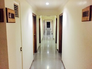 Hallway - Hotel New Uttam Hira Palace (Nashik)