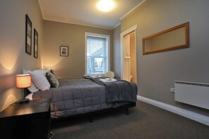 Double Room, Ensuite (Room 3) | 1 kamar tidur, Wi-Fi gratis, dan seprai linen