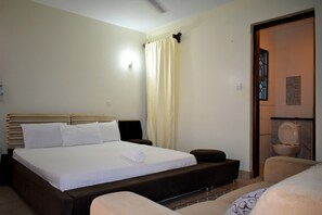 3 bedrooms, iron/ironing board, free WiFi - Pearl Apartments (Mombasa)