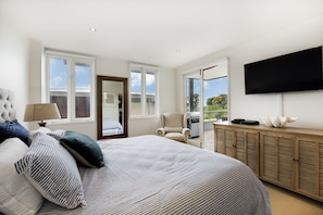 Apartment, 3 Bedrooms | 3 bedrooms, iron/ironing board, free WiFi, wheelchair access