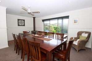 Casa, 4 habitaciones | Servicio a la habitación