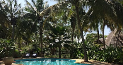 Shambani Cottages