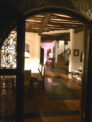 Property entrance - Shambani Cottages (Diani Beach)