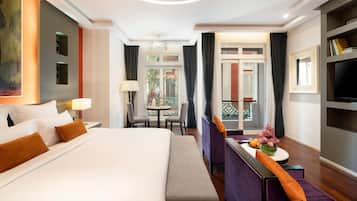 Junior Garden Suite with Balcony | Premium bedding, pillow-top beds, minibar, in-room safe