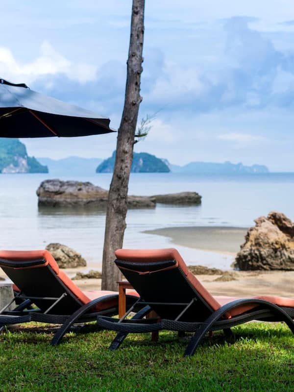 Di pantai