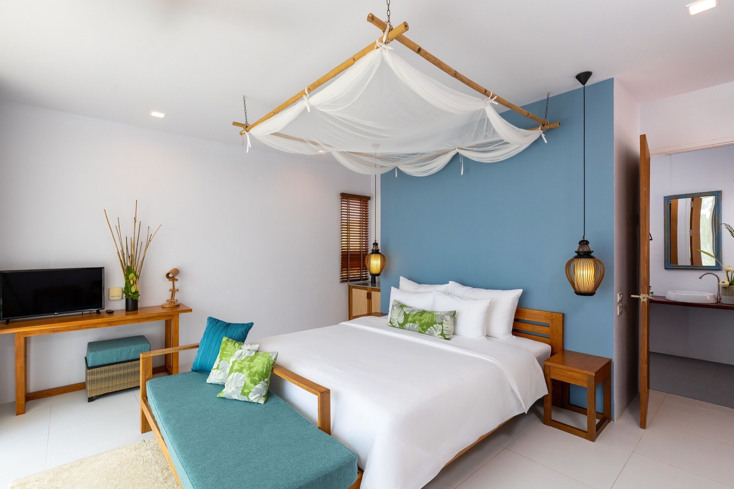 upper beach bungalow  | bathroom | shower, free toiletries, hair dryer, bathrobes