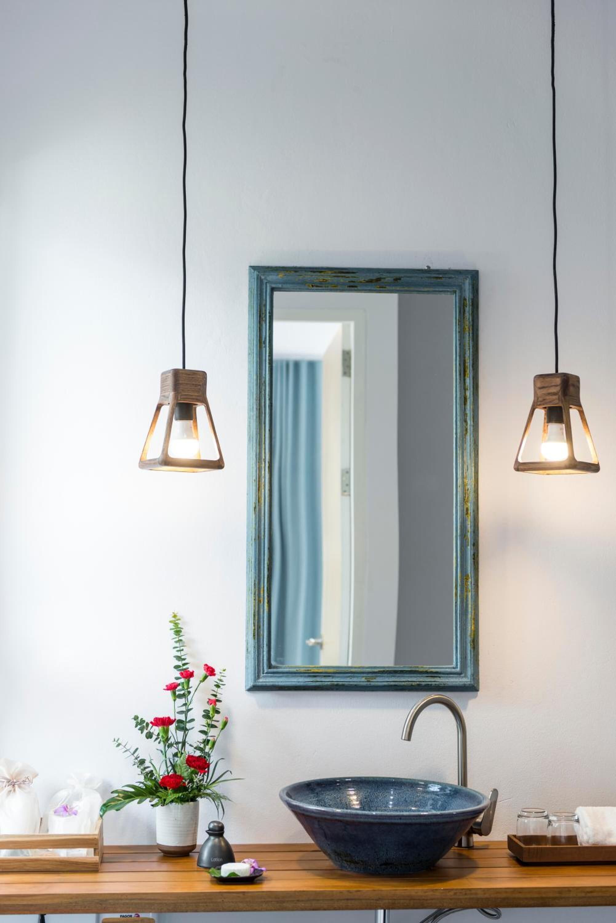 minibar, in-room safe, free cots/infant beds, free wifi