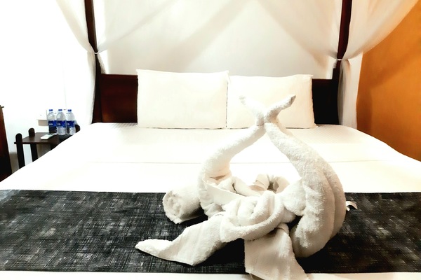 Premium bedding, in-room safe, desk, laptop workspace