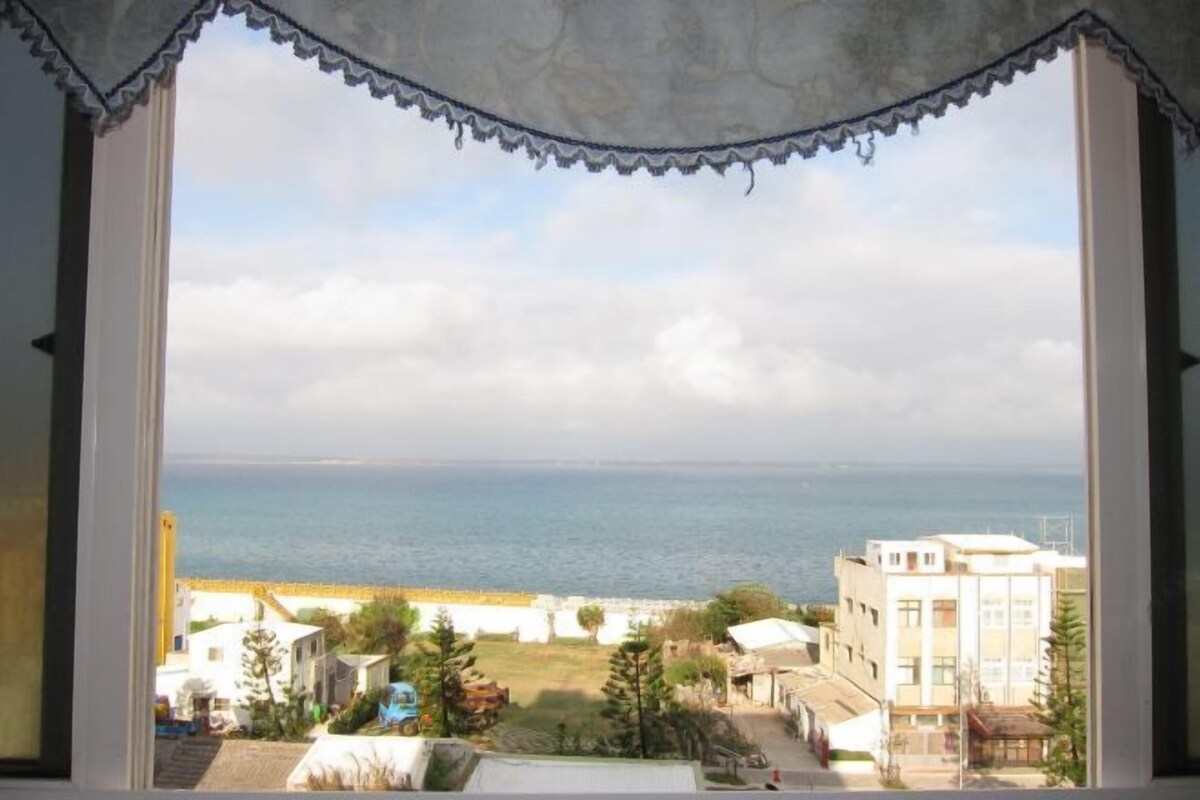 Sea View Twin