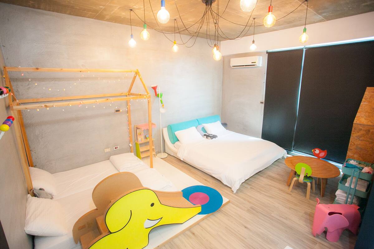 Family Quadruple Room, Bathtub | Children's theme room