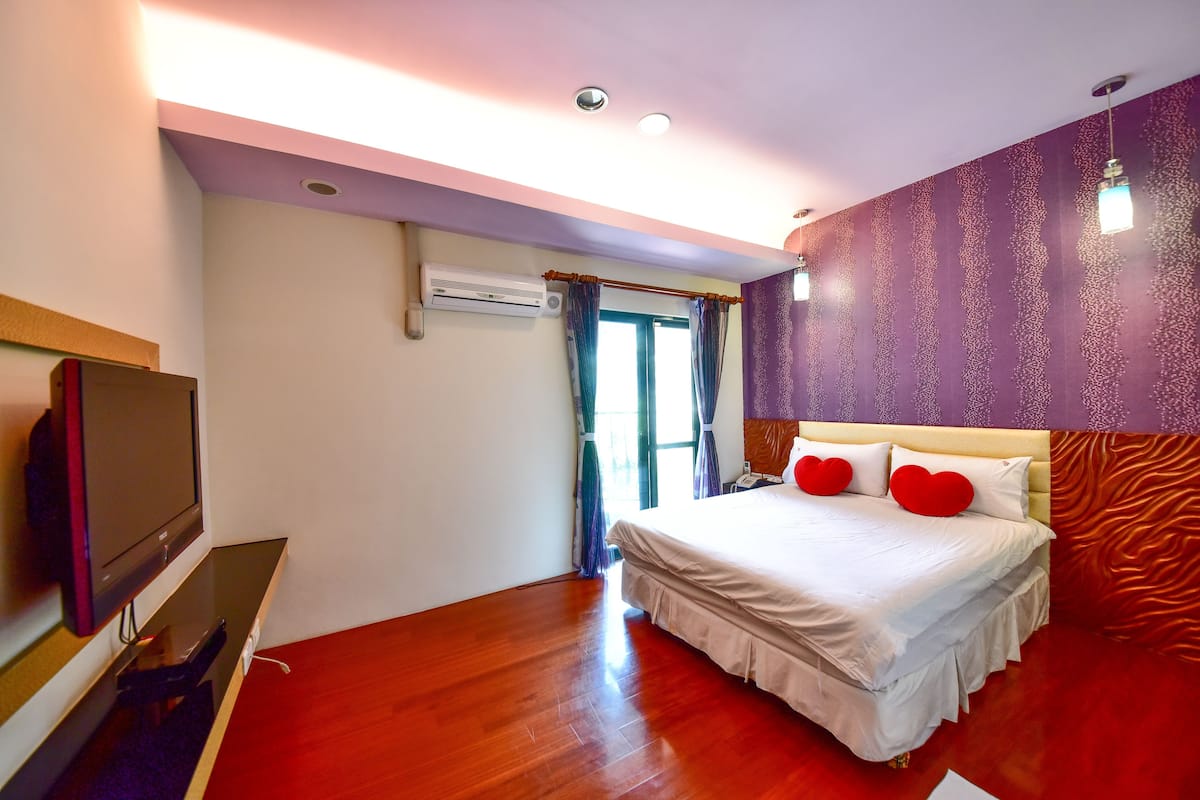 Standard Double Room | Desk, blackout drapes, free WiFi