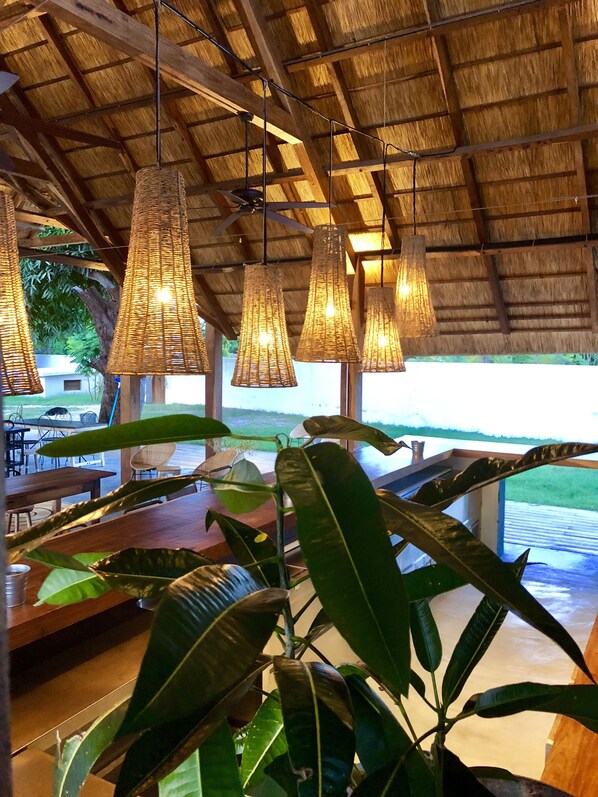 Poolside bar