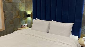 Couple PC Room | Bureau, Wi-Fi gratuit