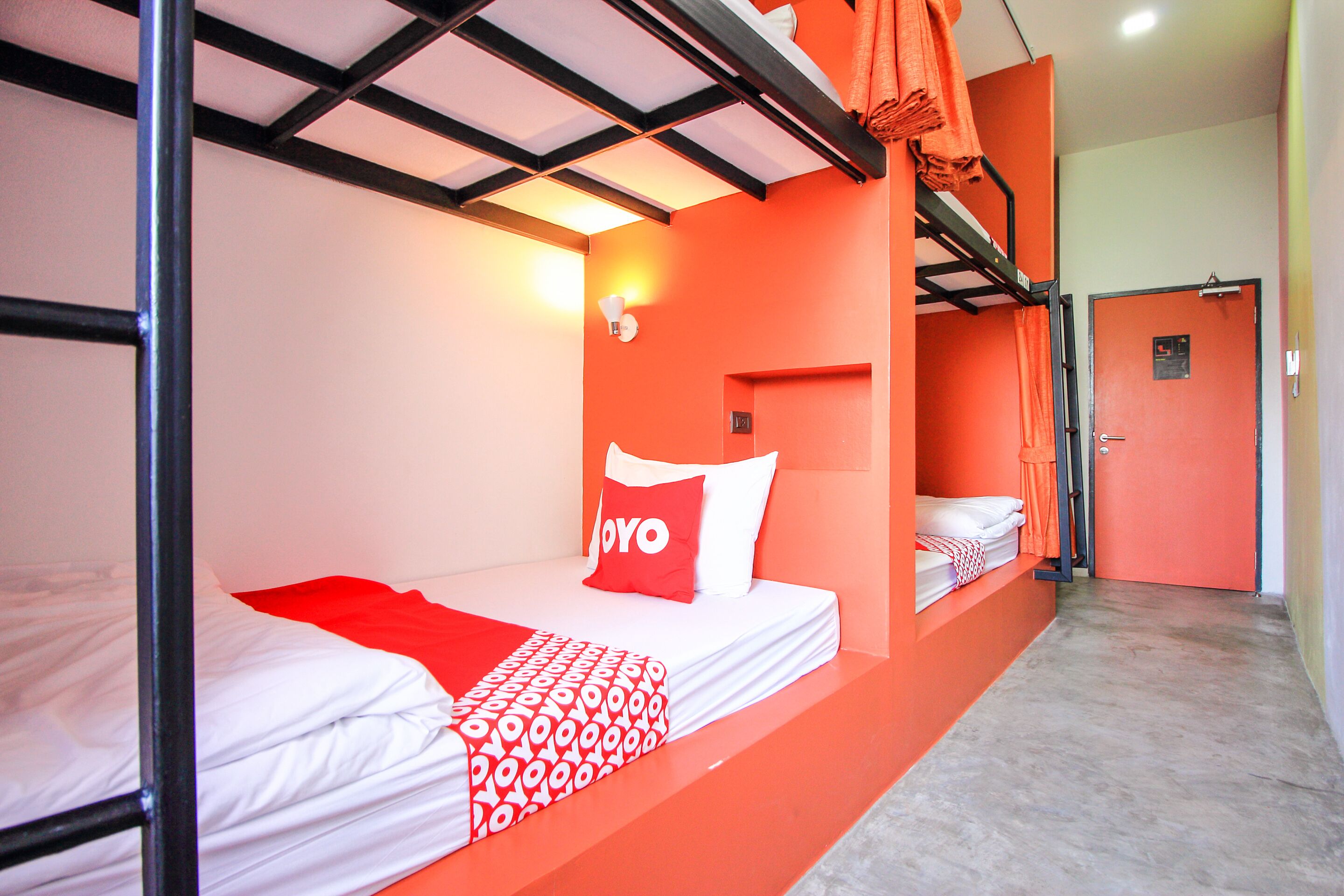 무료 WiFi, 침대 시트