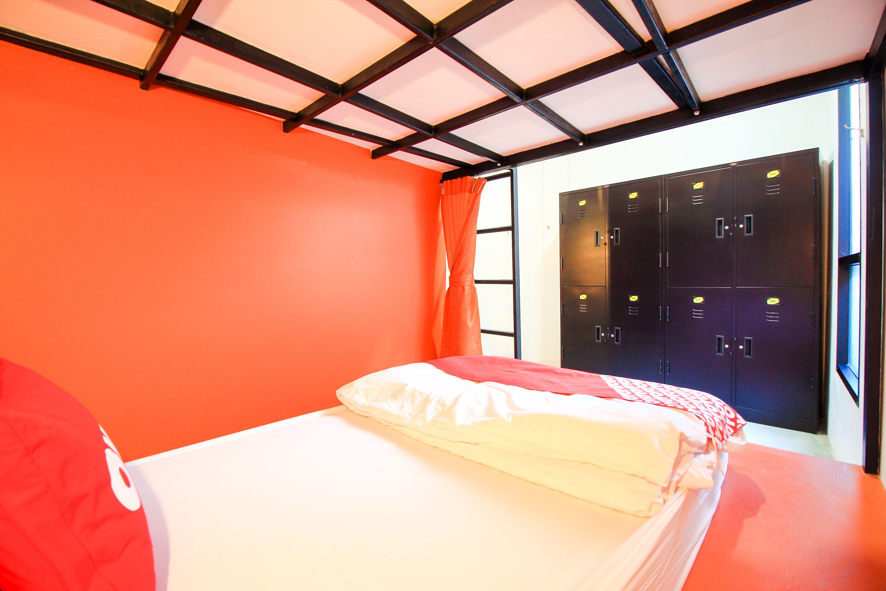 무료 WiFi, 침대 시트