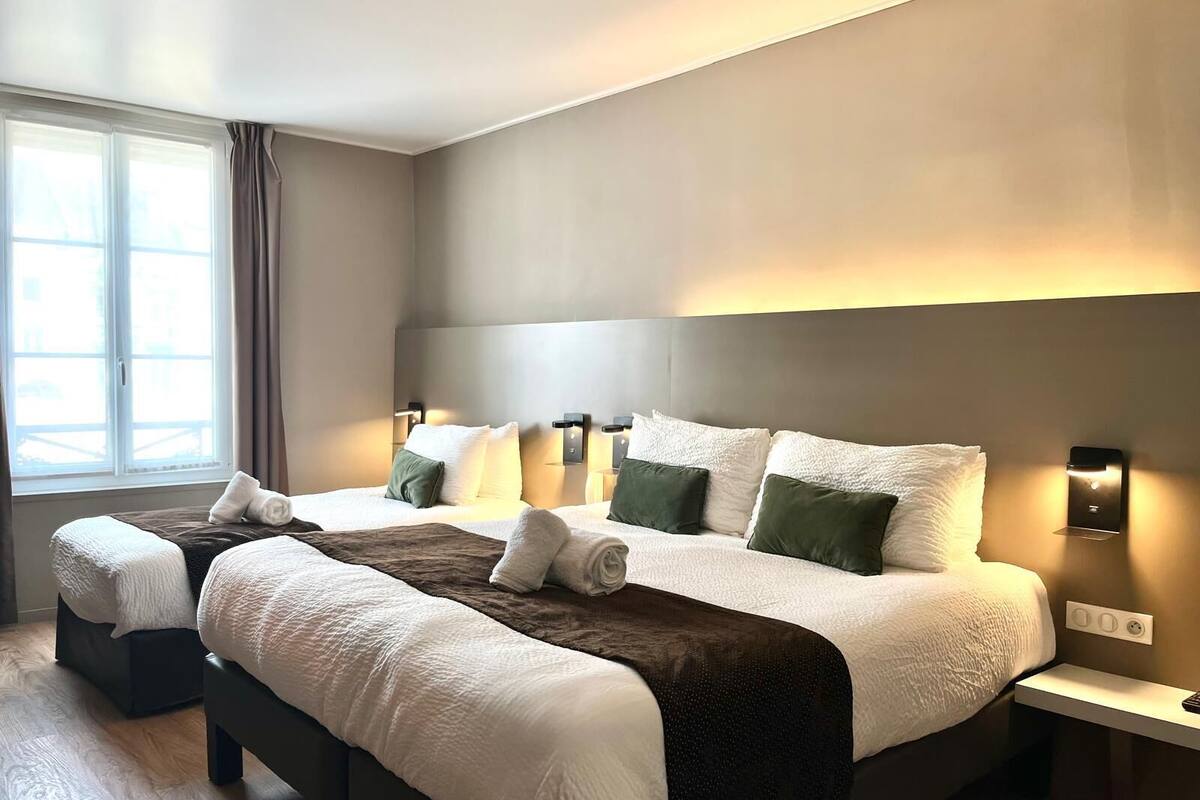Triple Room, 1 Bedroom | Premium bedding, in-room safe, individually decorated, desk