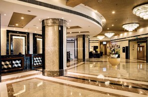 Reception - Nan Chong Universal House Hotel (Nanchong)