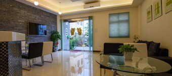 Days Good Guest House