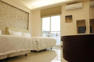 Desk, blackout curtains, rollaway beds, free WiFi