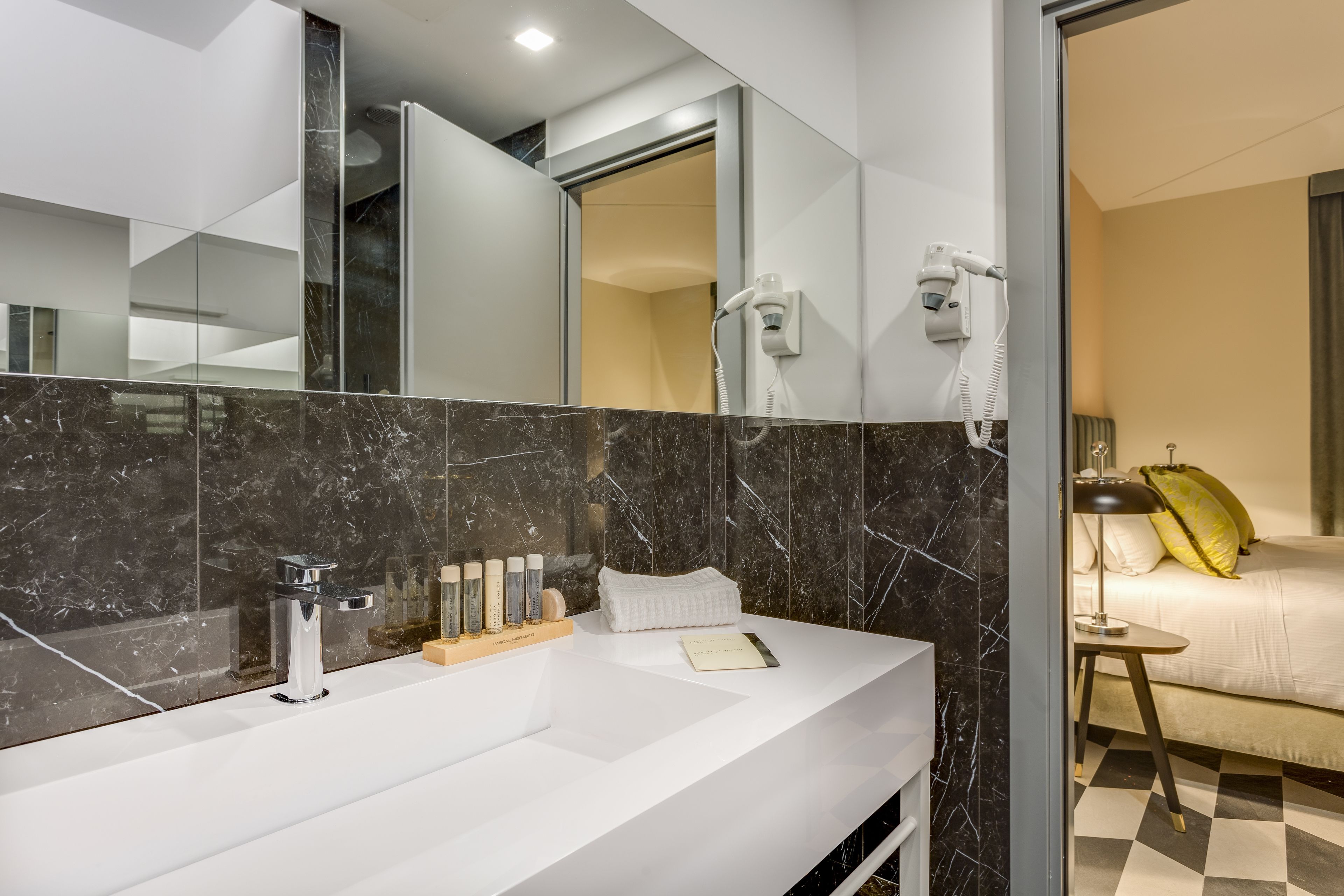 shower, free toiletries, hair dryer, slippers