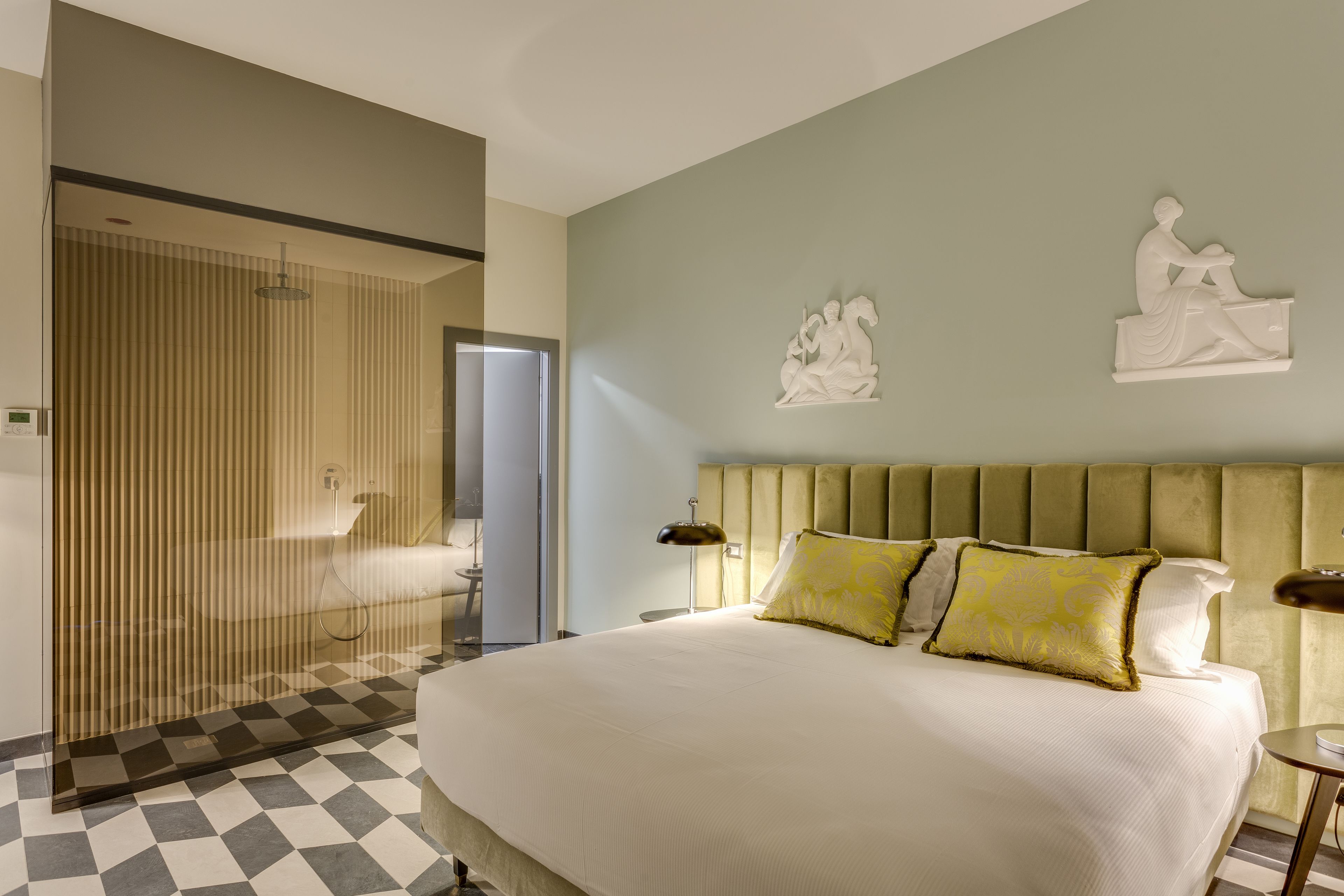 superior double or twin room | minibar, in-room safe, desk, blackout curtains