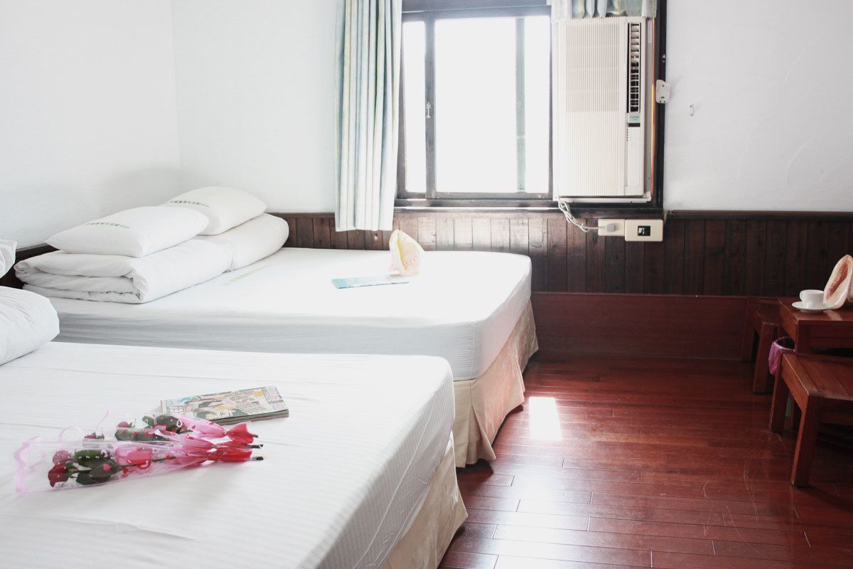 standard quadruple room, 2 double beds | 1 bedroom, blackout curtains, free wifi