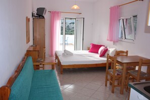 Studio (for 3) | Bügeleisen/Bügelbrett, kostenloses WLAN, Bettwäsche