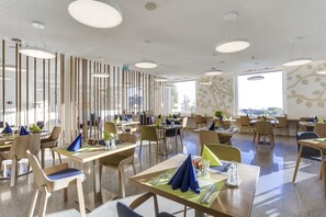 Tägliches inbegriffenes Frühstücksbuffet