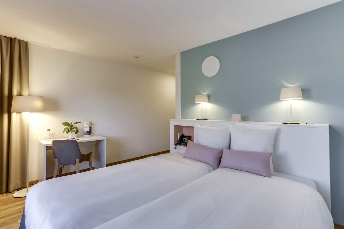 Double or Twin Room | In-room safe, desk, blackout drapes, soundproofing