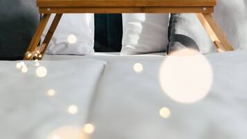 Hypo-allergenic bedding, minibar, in-room safe, desk