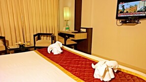 Minibar, in-room safe, rollaway beds, free WiFi