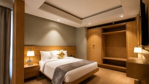 Presidential Suite | 1 bedroom, minibar, in-room safe, desk - Kiranshree Grand (Guwahati)