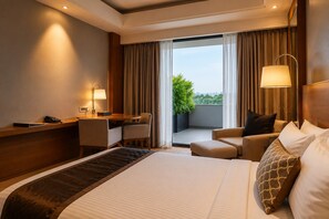 Club Room, 1 Bedroom | 1 bedroom, minibar, in-room safe, desk - Kiranshree Grand (Guwahati)