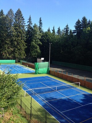 Tennisbane